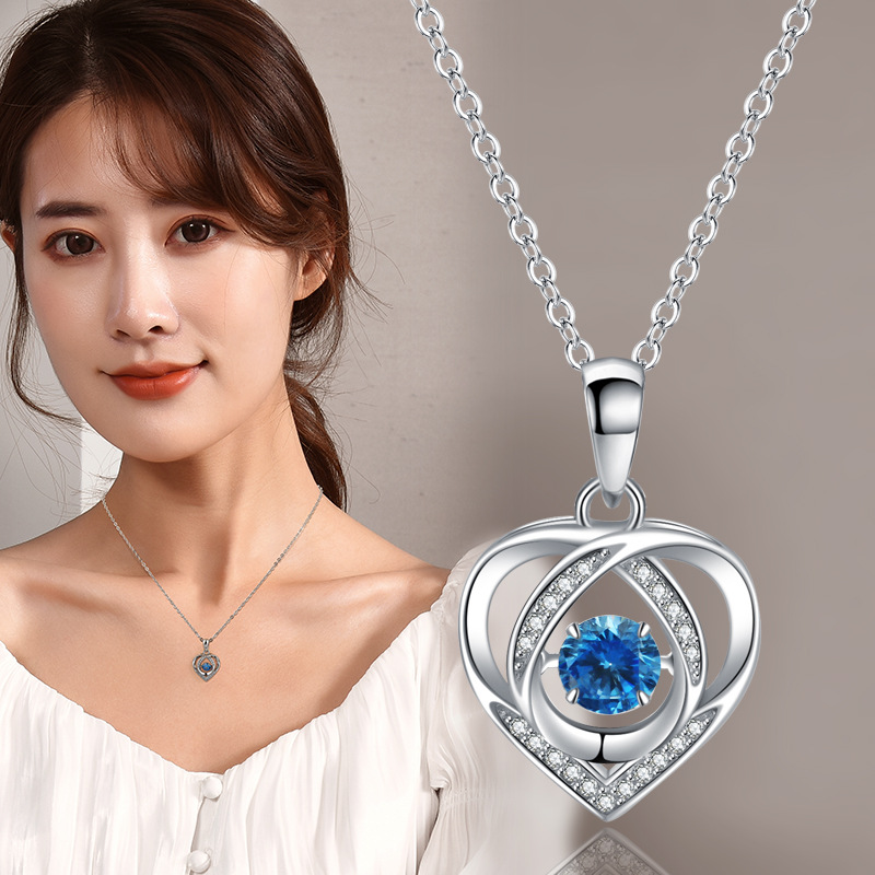 Light luxury love necklace: beating love is smart and fashionable, showing unique charm