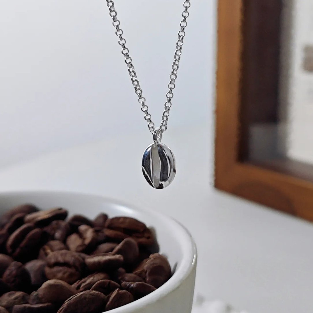 Popular necklace styles for gifts