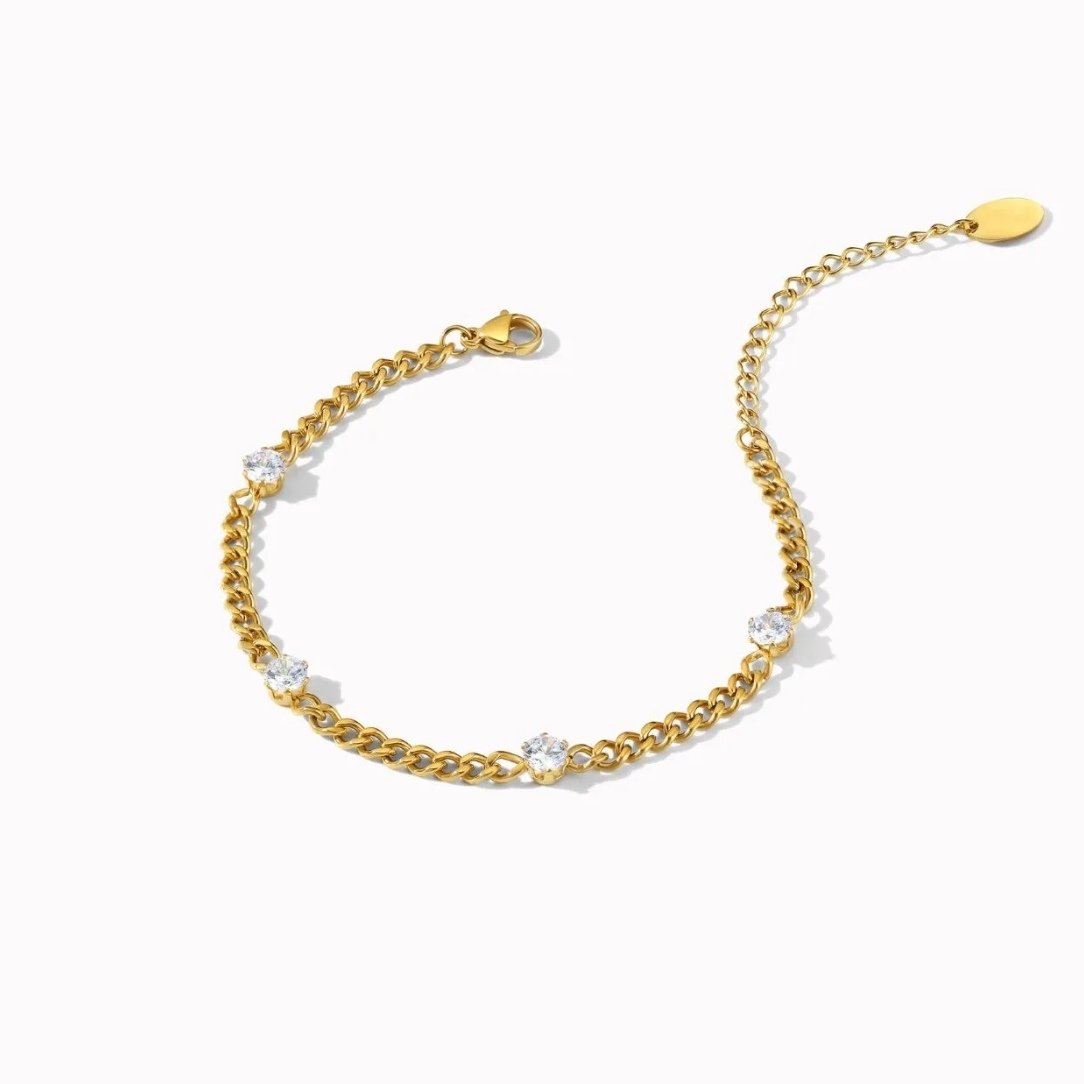 Minimalist gold chain bracelets for everyday wear