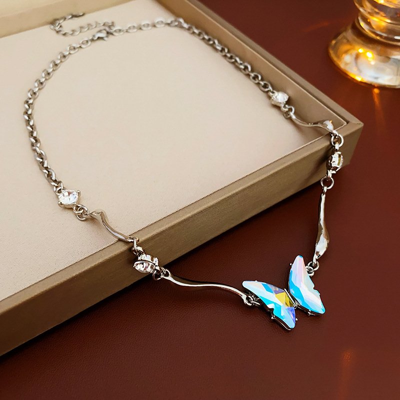 Titanium steel colorful diamond butterfly necklace, personalized and fashionable clavicle chain