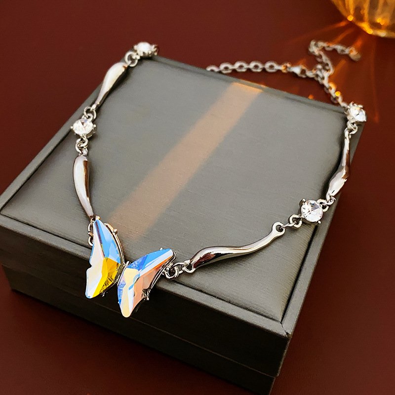 Titanium steel colorful diamond butterfly necklace, personalized and fashionable clavicle chain