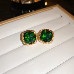 Green zircon square pattern earrings, green earrings